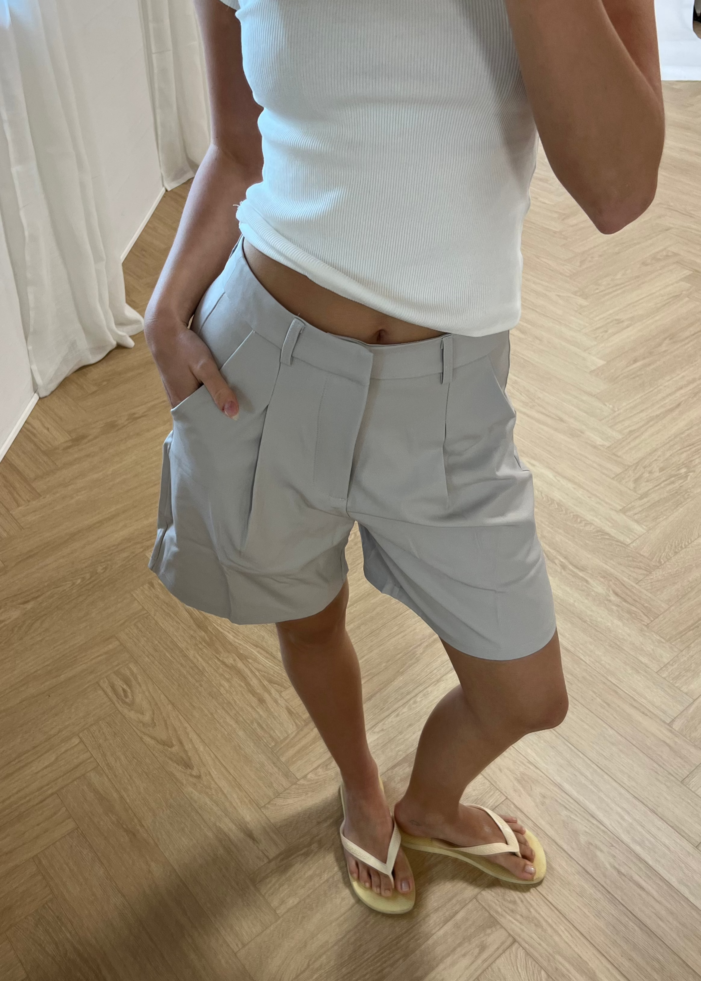 S - 169cm