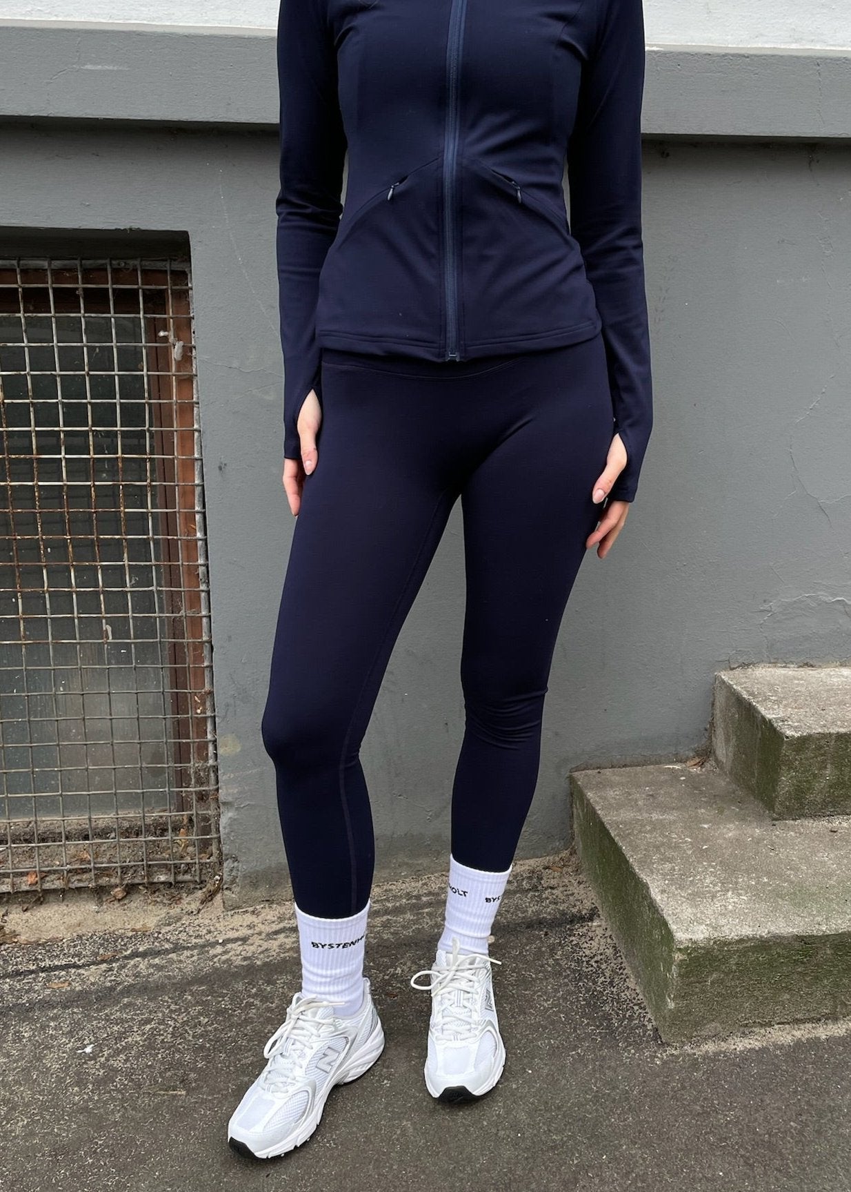 S - 169cm