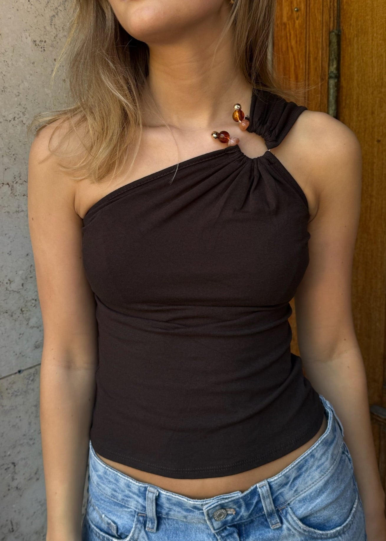 Alissa One Shoulder Top - Mørkebrun - ByStenholt.dk
