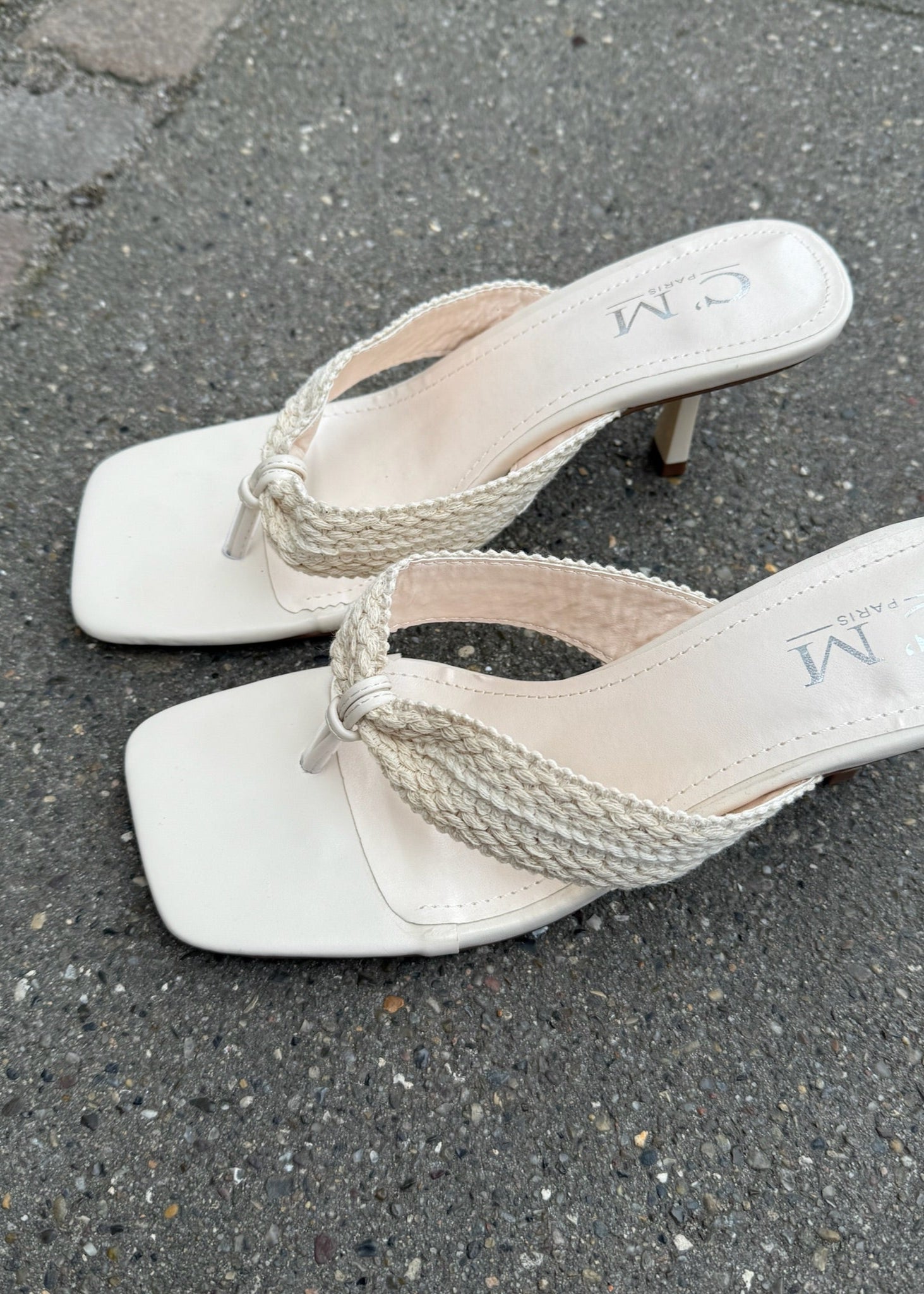 Ely Sandaler med Hæl - Beige - ByStenholt.dk
