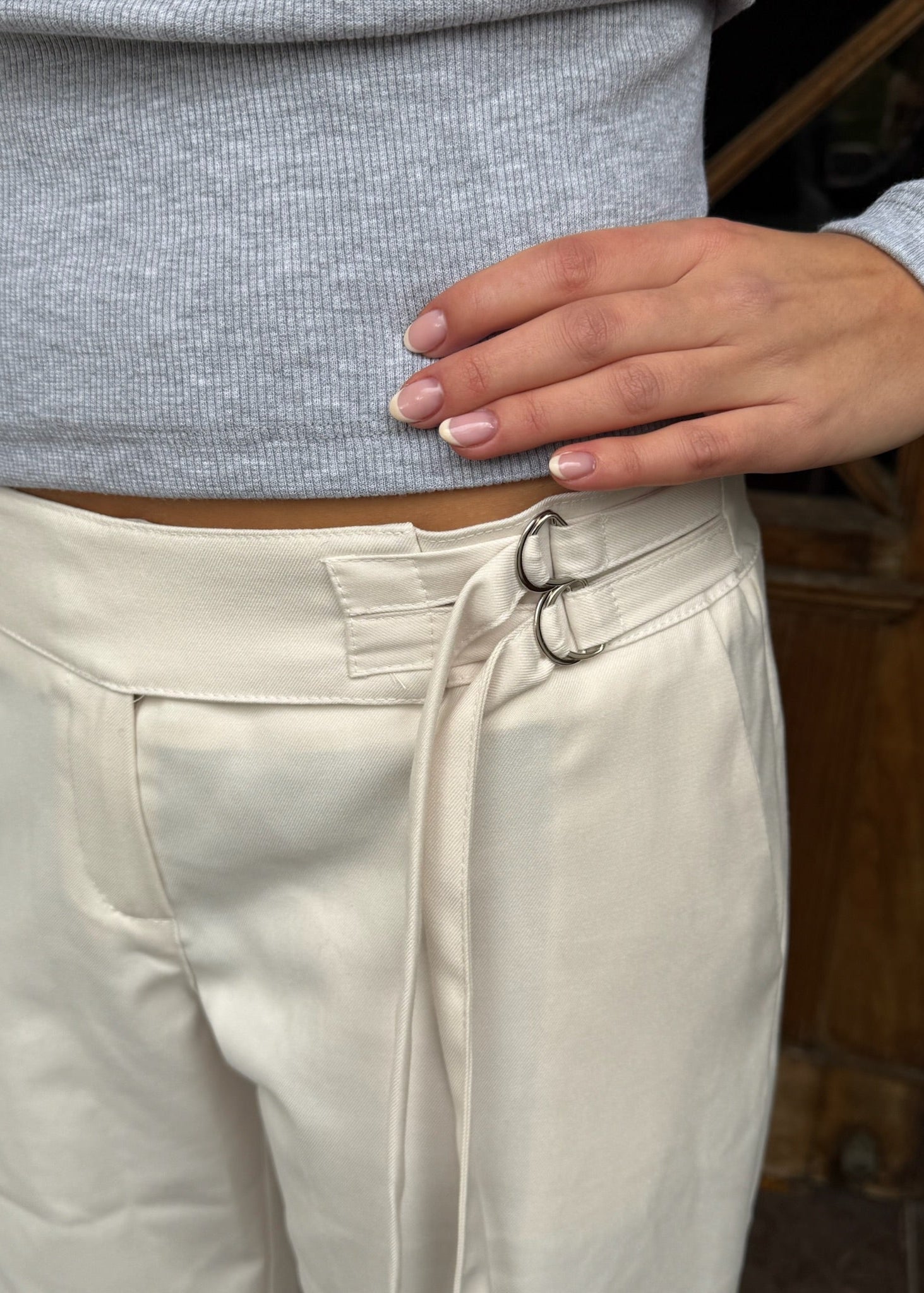 Low Waist Bukser med Spænde - Hvid - ByStenholt.dk