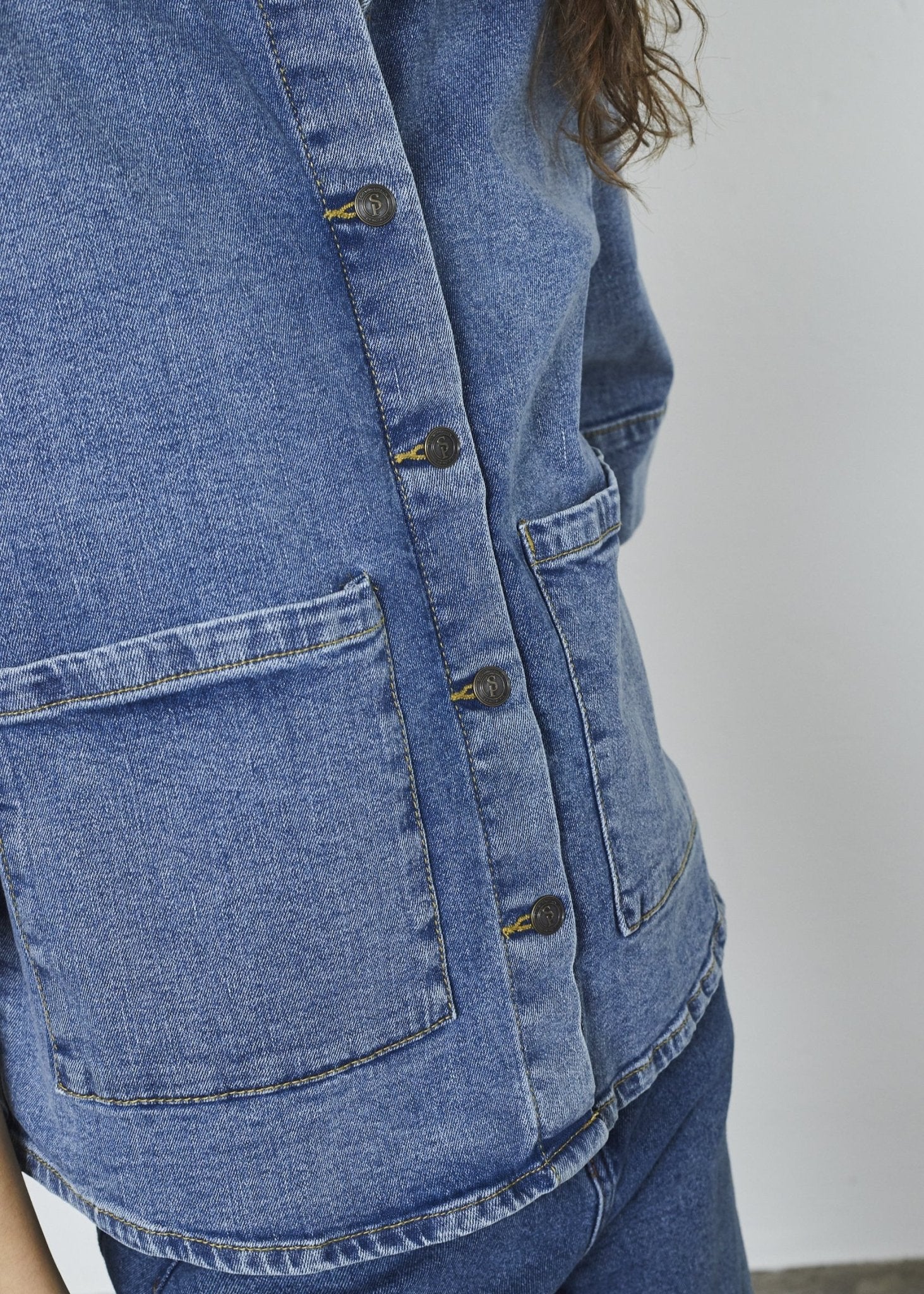Olea Denimjakke - Mørk Denim - ByStenholt.dk