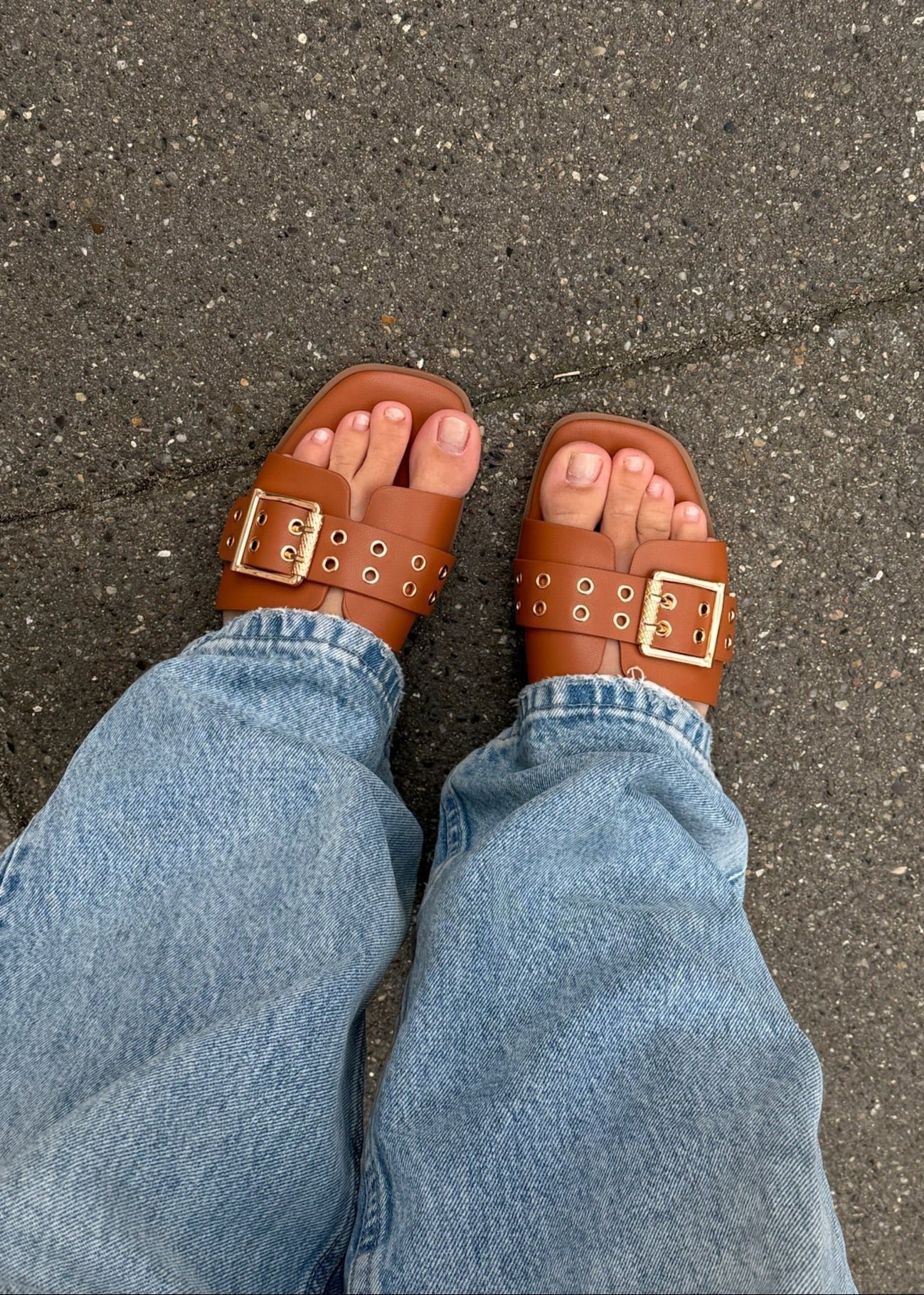 Sandaler med Spænde - Camel - ByStenholt.dk