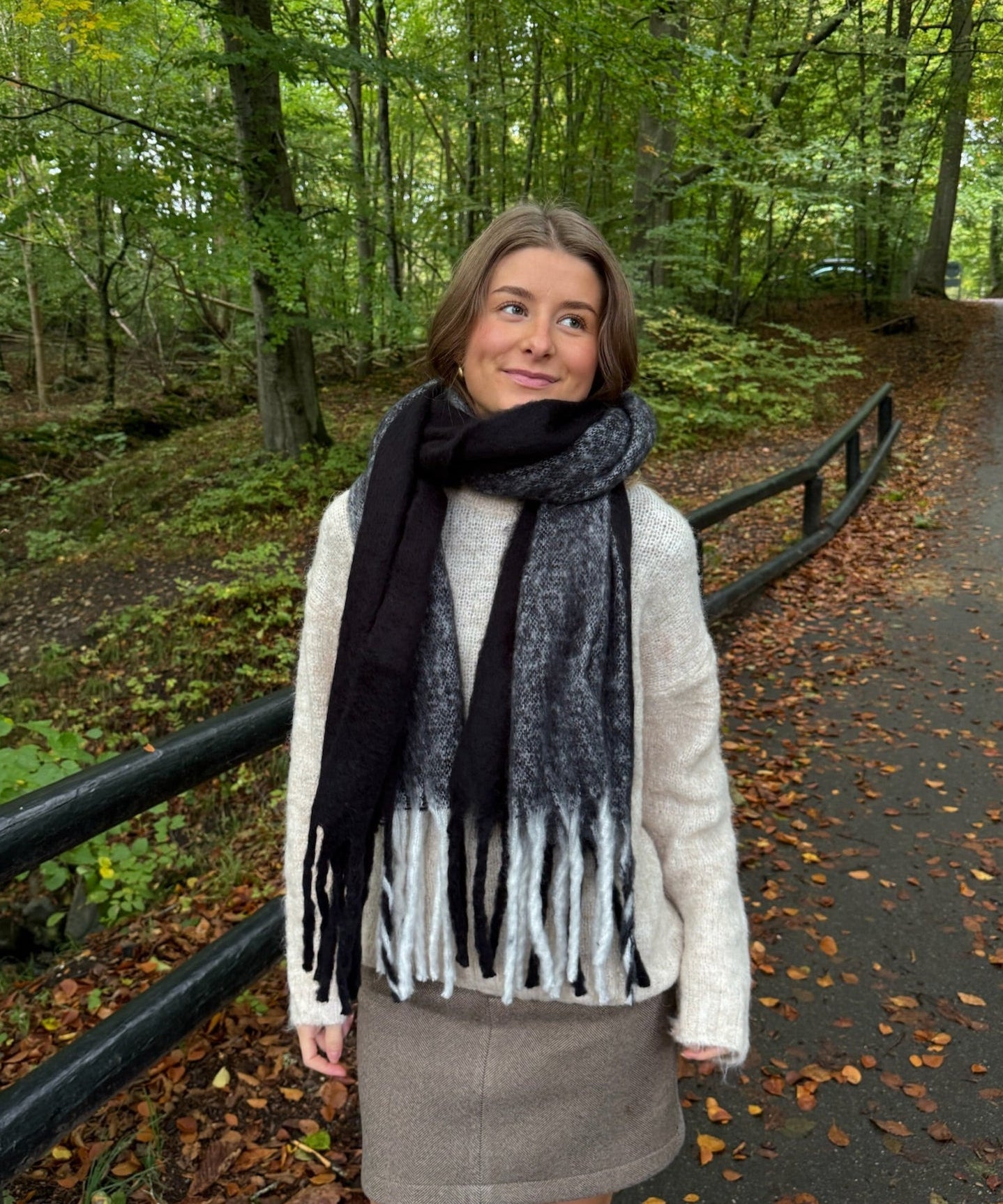 Tofarvede Tørklæde - Sort - ByStenholt.dk