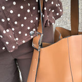 Ava Skuldertaske - Camel