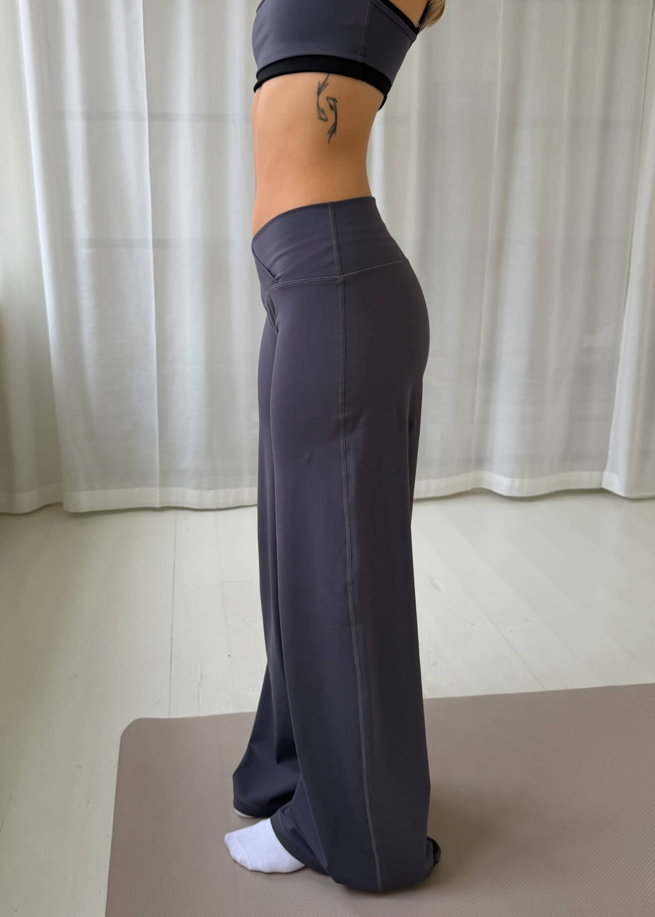 Active Straight Wrap Tights - Grå - ByStenholt.dk