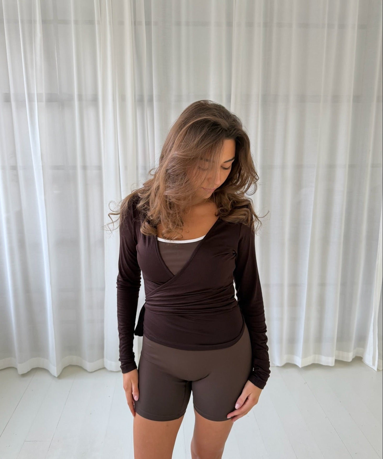 Active Wrap Shorts - Mørkebrun - ByStenholt.dk