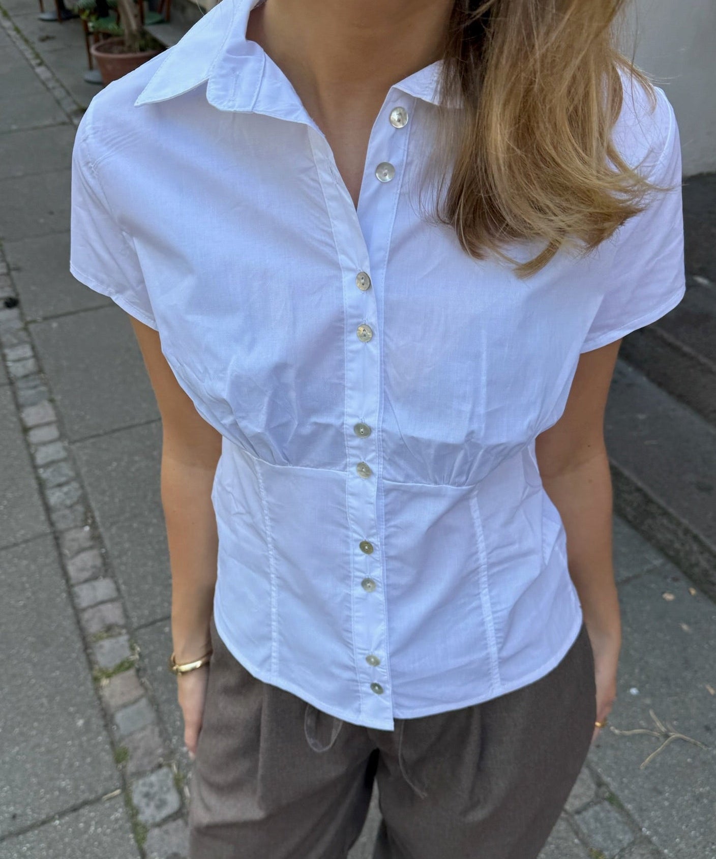 Anja Figursyet Skjorte - Hvid - ByStenholt.dk