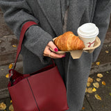 Ava Skuldertaske - Bordeaux - ByStenholt.dk