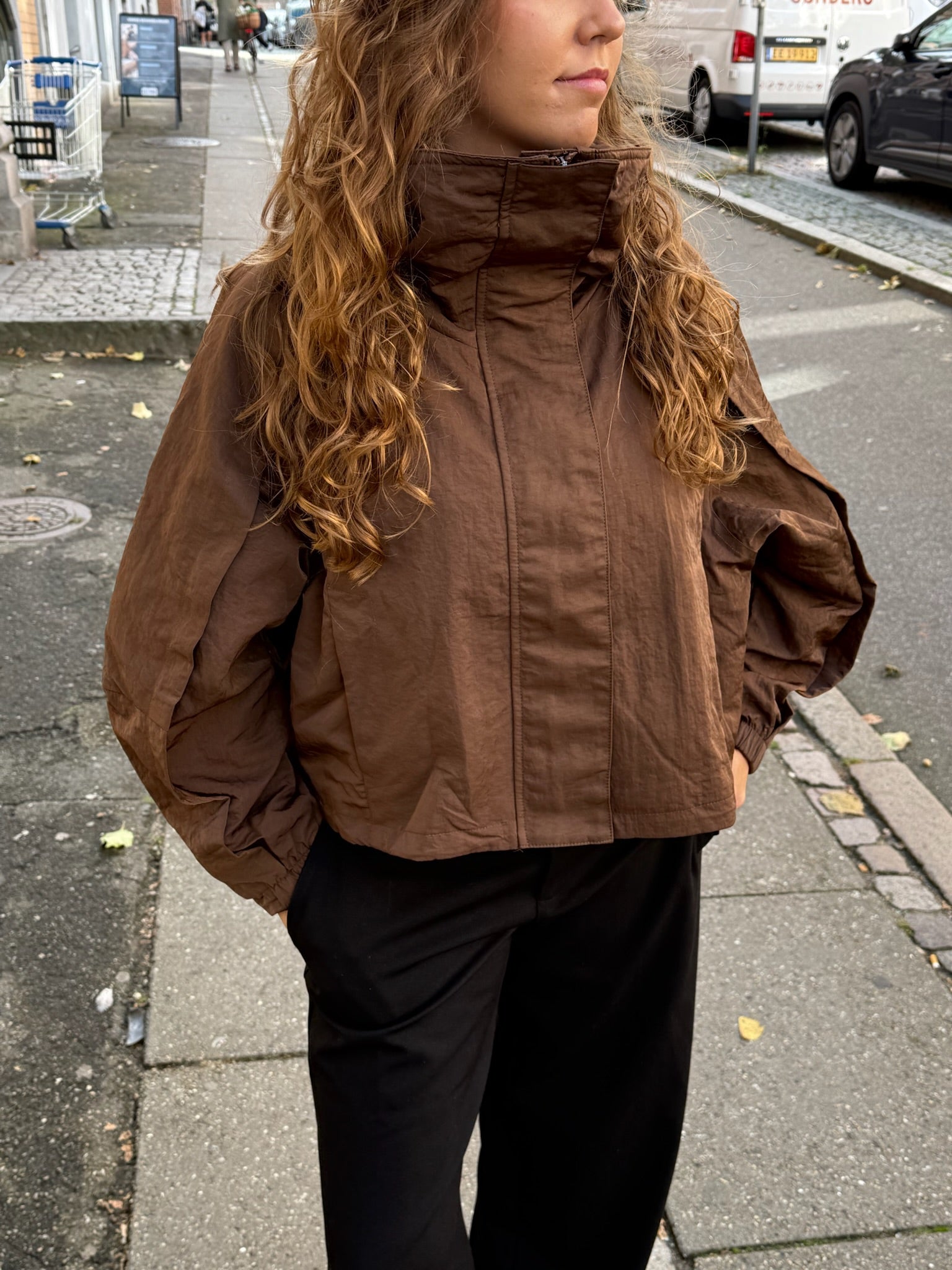 Ava Windbreaker - Brun - ByStenholt.dk