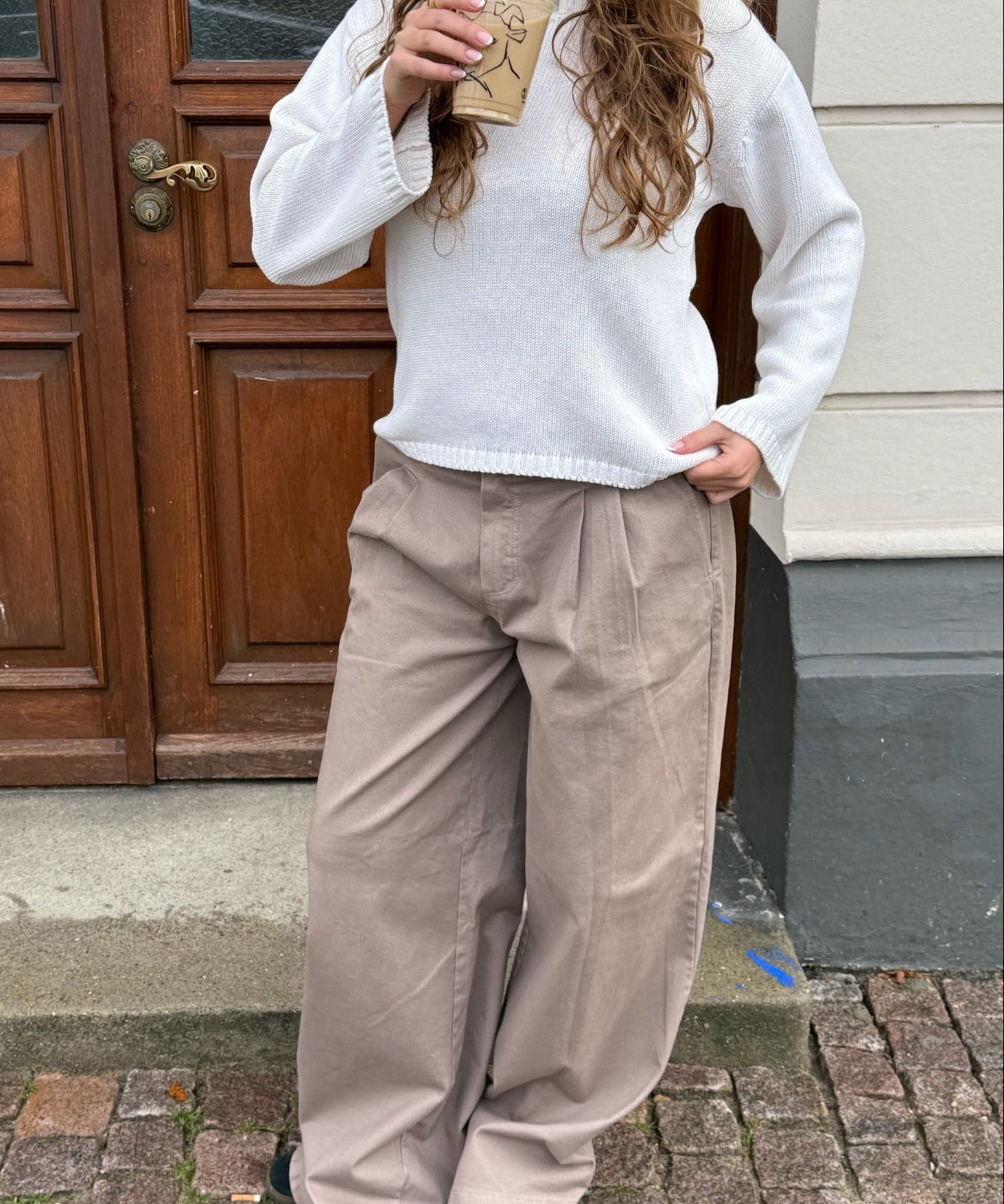 Baggy Habitbukser - Taupe - ByStenholt.dk