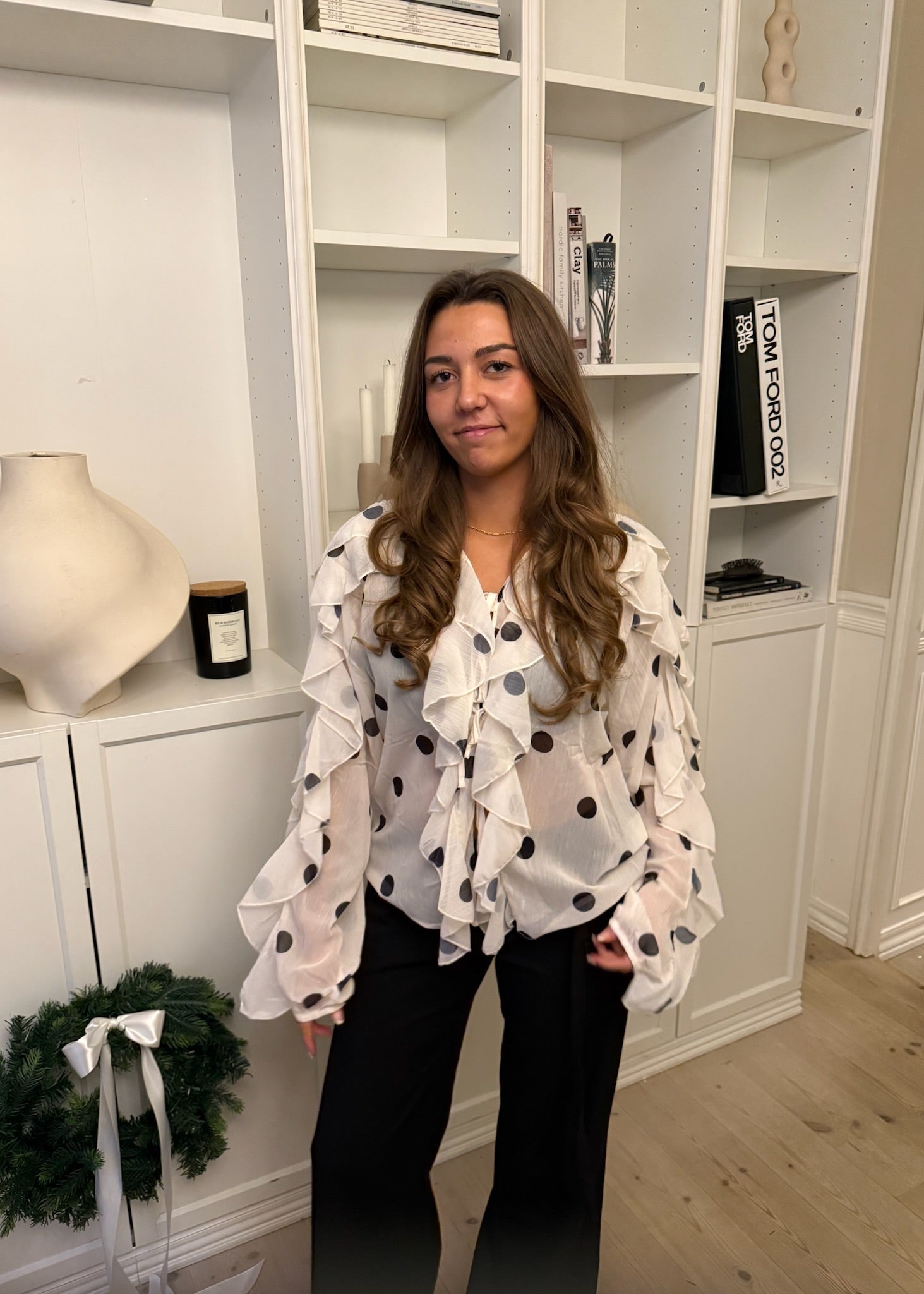 Bea Polka Skjorte - Hvid - ByStenholt.dk