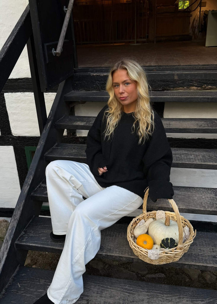 Bellie Strik - Sort - ByStenholt.dk