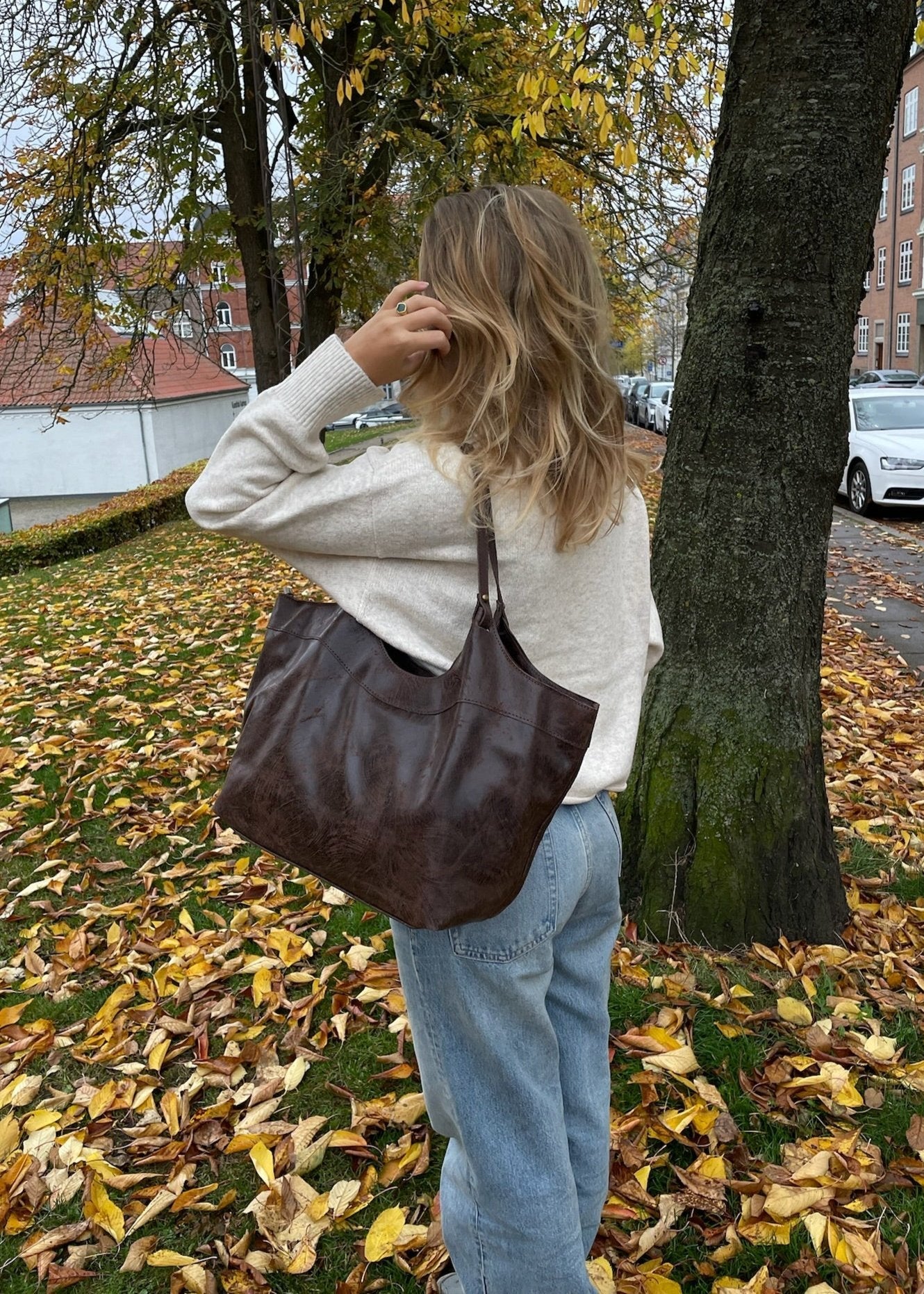 Caro Shopper Taske - Mørkebrun - ByStenholt.dk