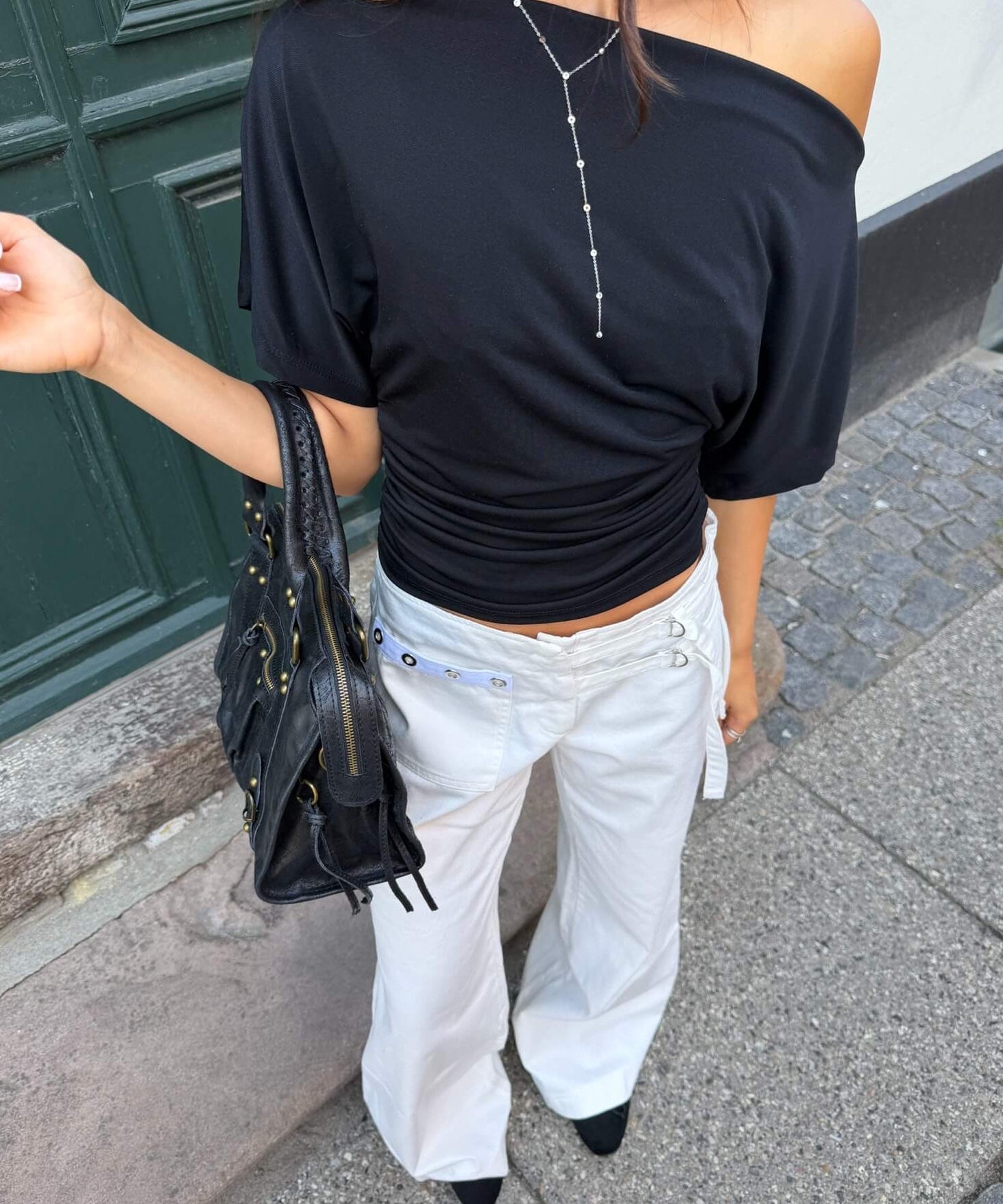 Clara Waisted Top - Sort - ByStenholt.dk