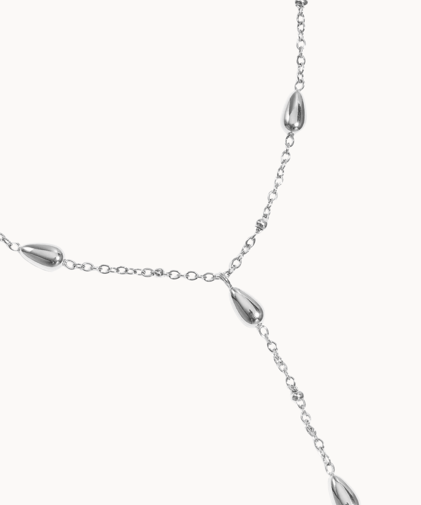 Dråbe Charm Halskæde - Sølvbelagt - ByStenholt.dk