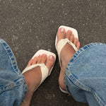 Ely Sandaler med Hæl - Beige - ByStenholt.dk