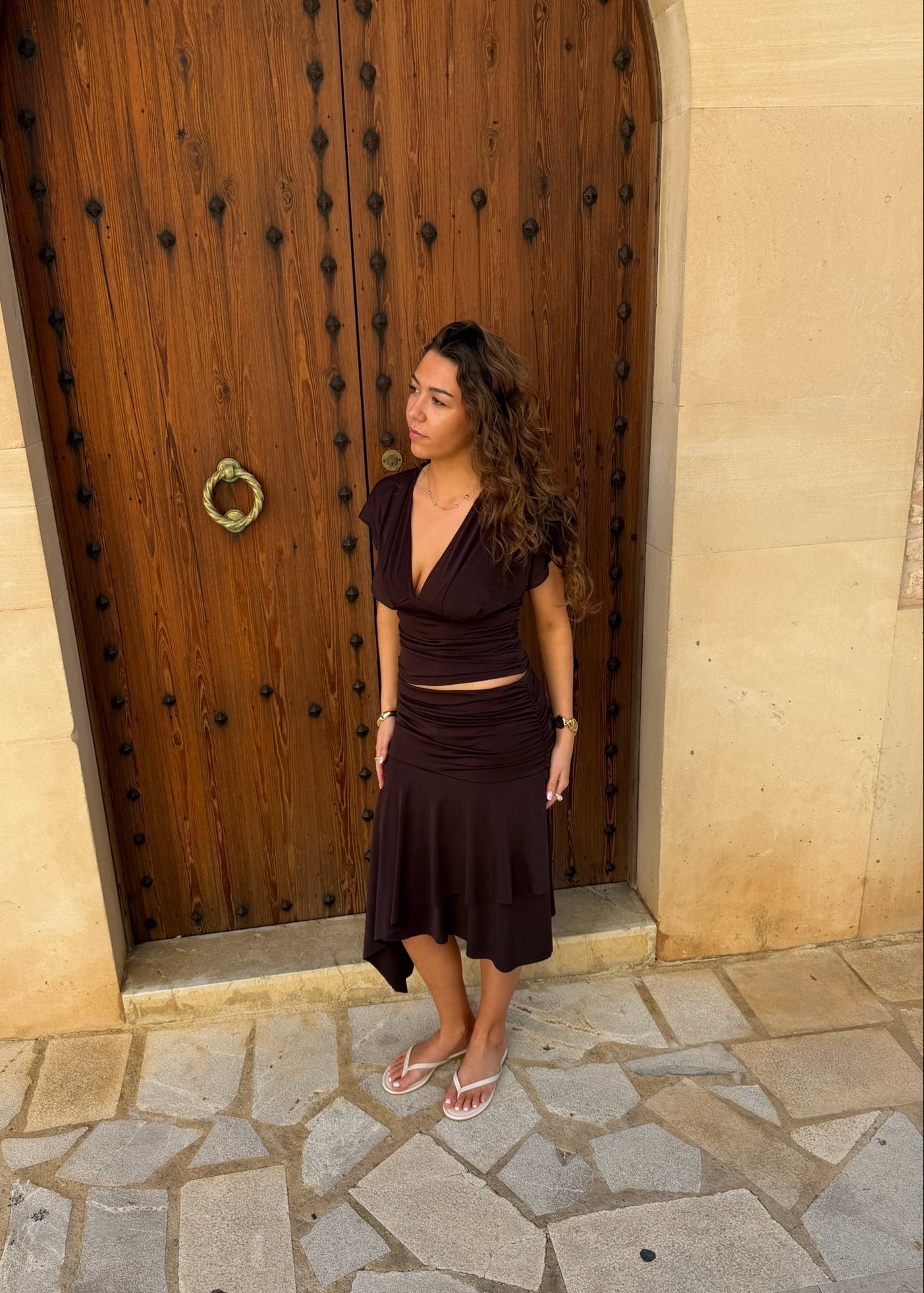 Gaia Top - Mørkebrun - ByStenholt.dk