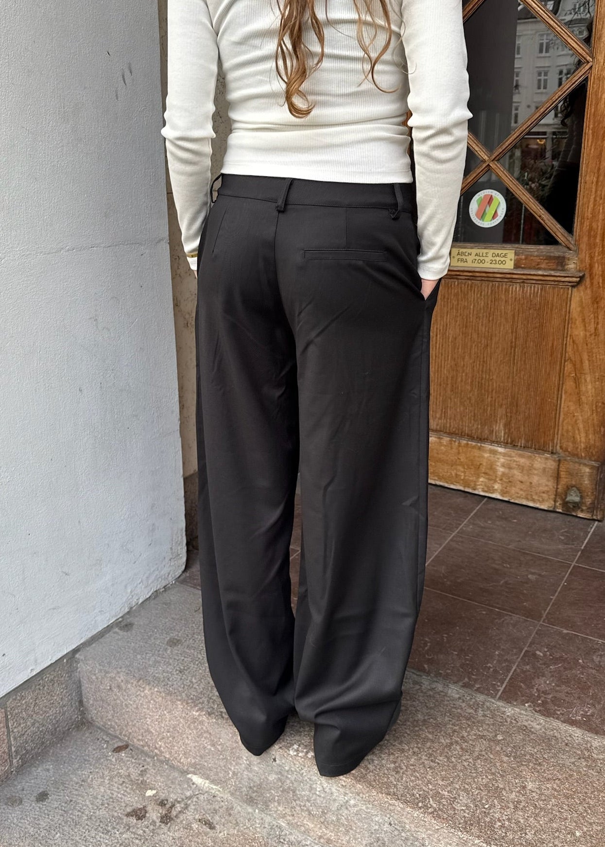 Ida Bukser med Crossover - Sort - ByStenholt.dk