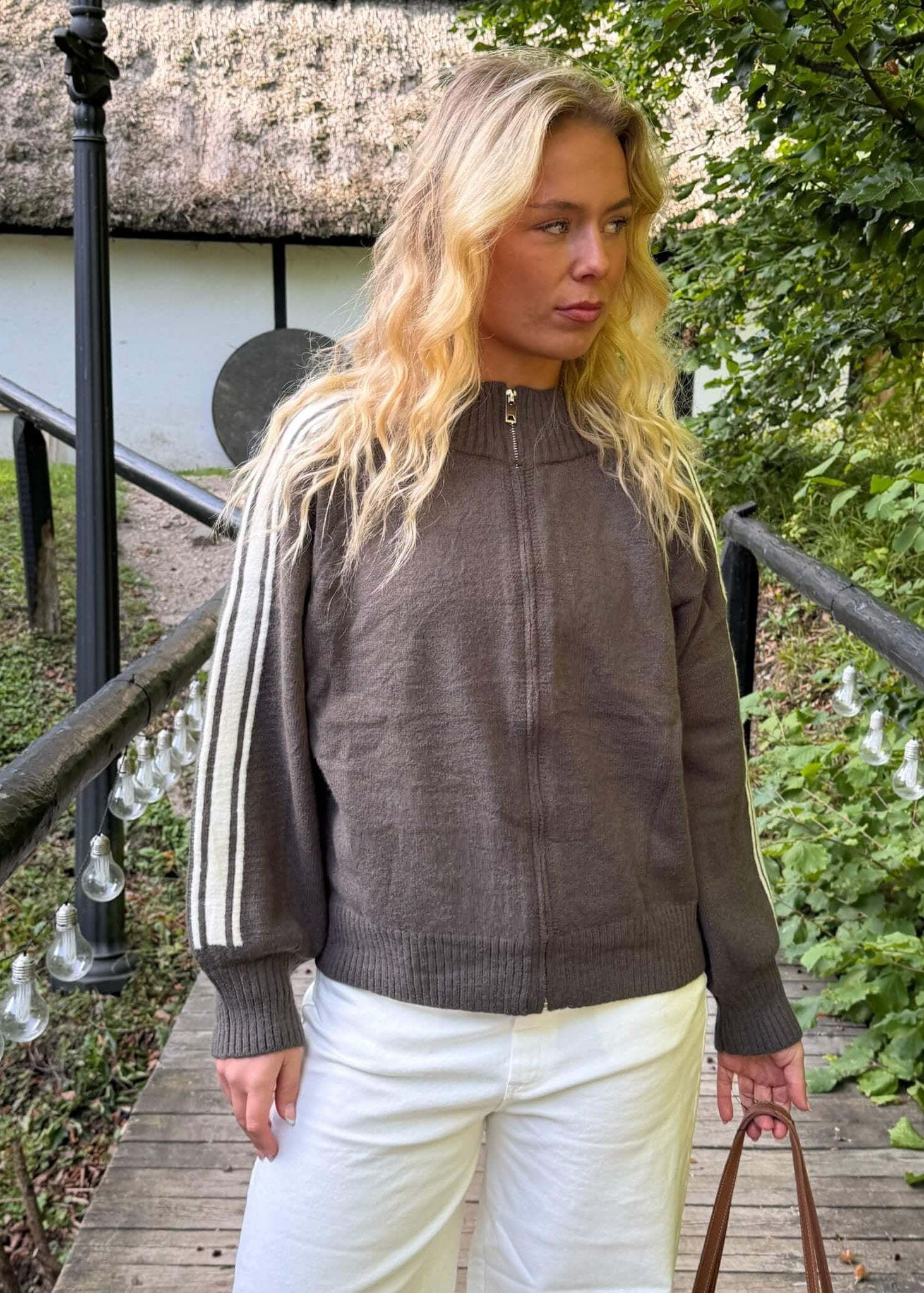 Juno Zip Cardigan - Mørkebrun - ByStenholt.dk