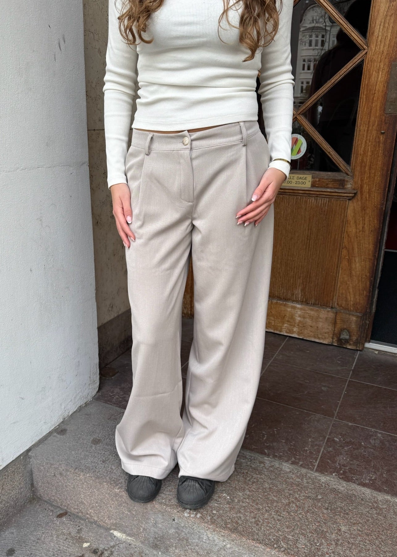 Lara Low Waist Habitbukser - Taupe - ByStenholt.dk