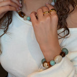 Laura Perlearmbånd - Turkis - ByStenholt.dk