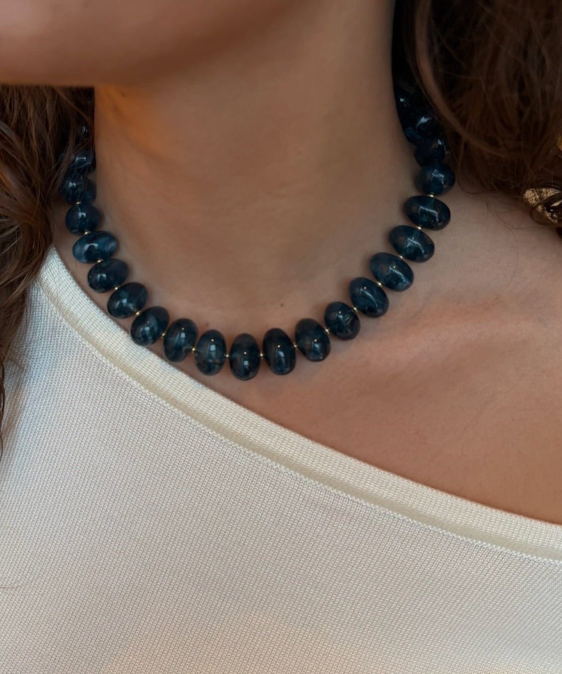Leah Perlehalskæde - Blå - ByStenholt.dk