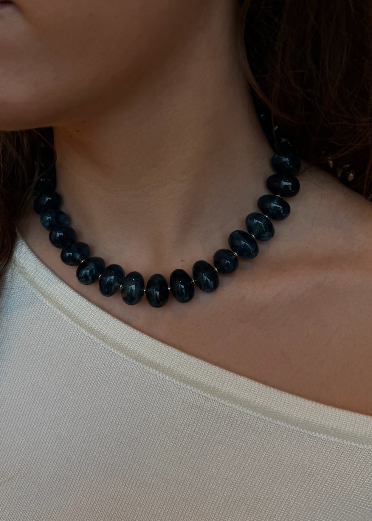 Leah Perlehalskæde - Blå - ByStenholt.dk