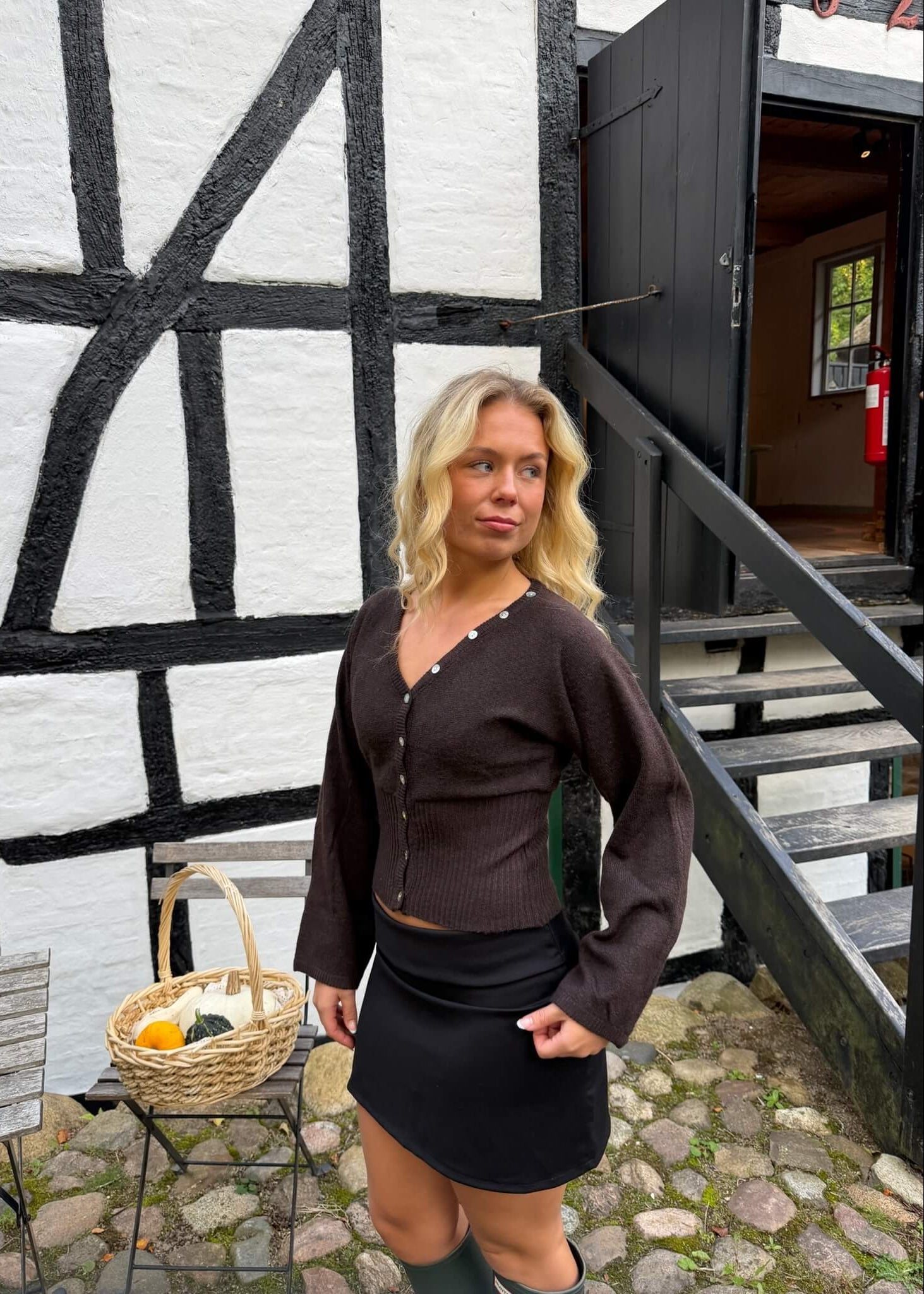 Leonora Fitted Cardigan - Mørkebrun - ByStenholt.dk