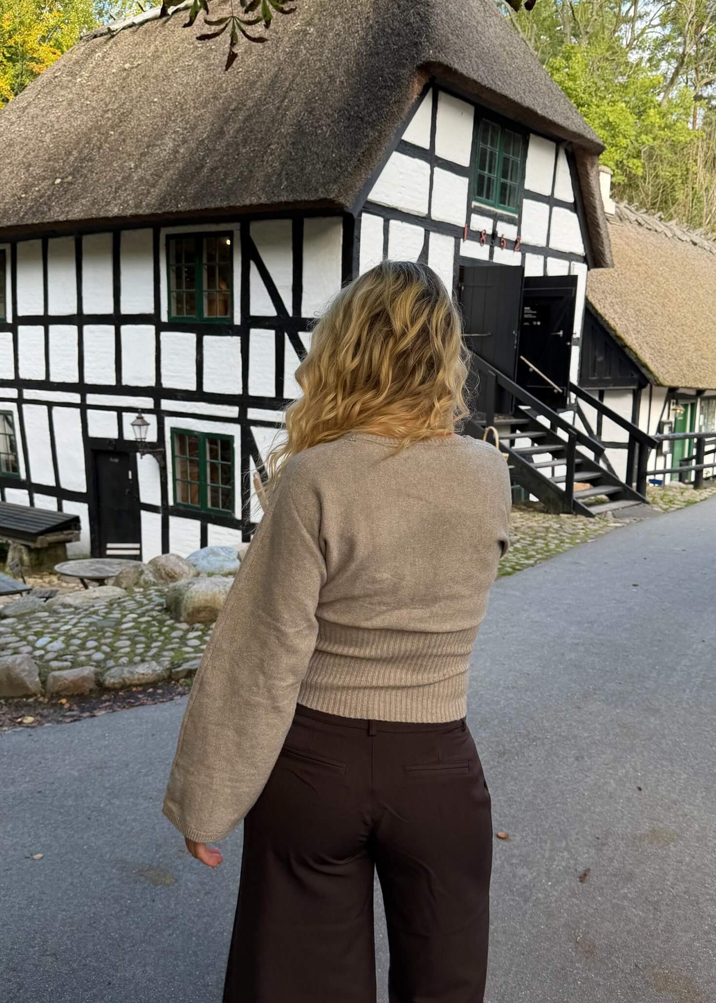 Leonora Fitted Cardigan - Taupe - ByStenholt.dk