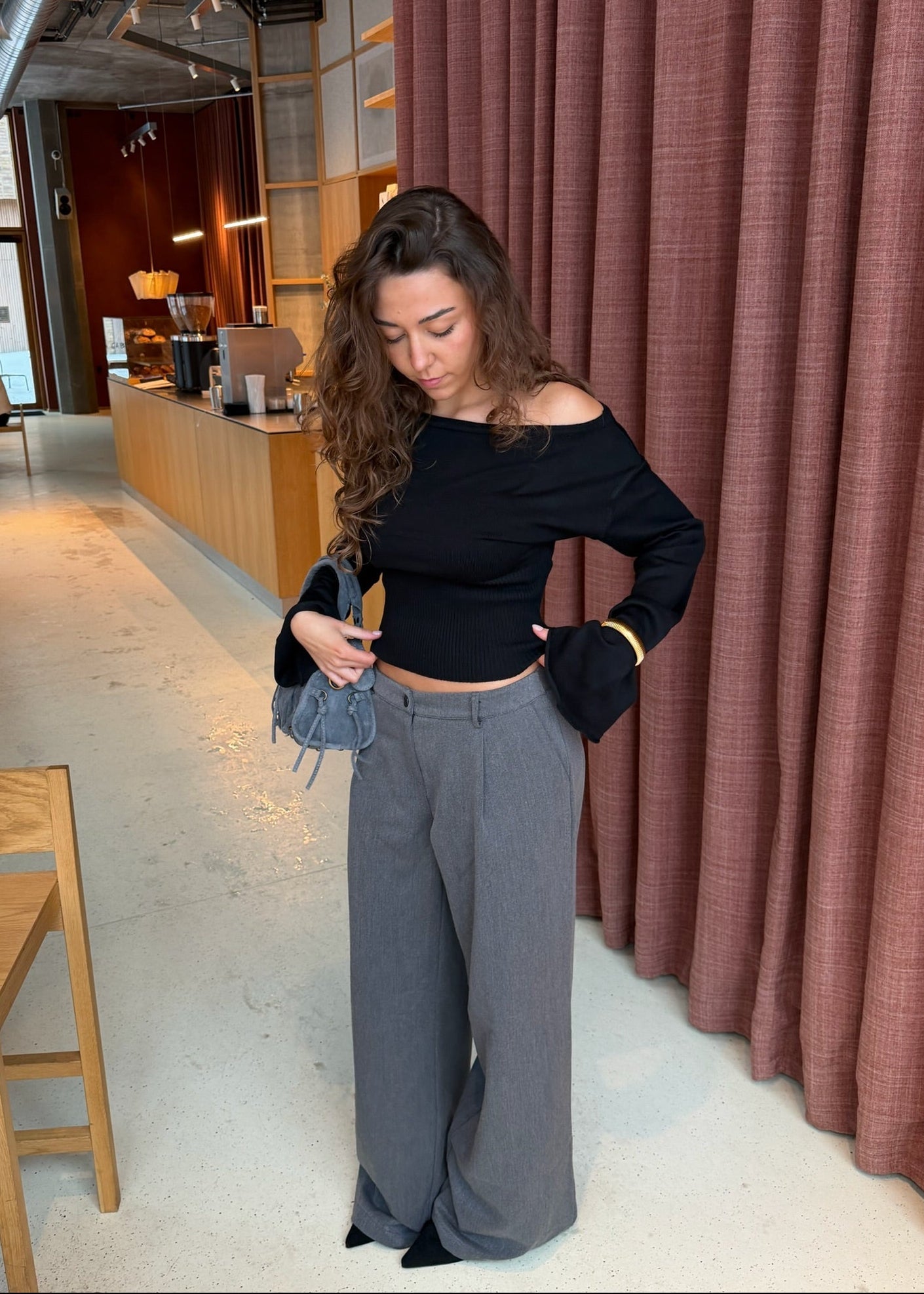 Liva Fitted Strik - Sort - ByStenholt.dk