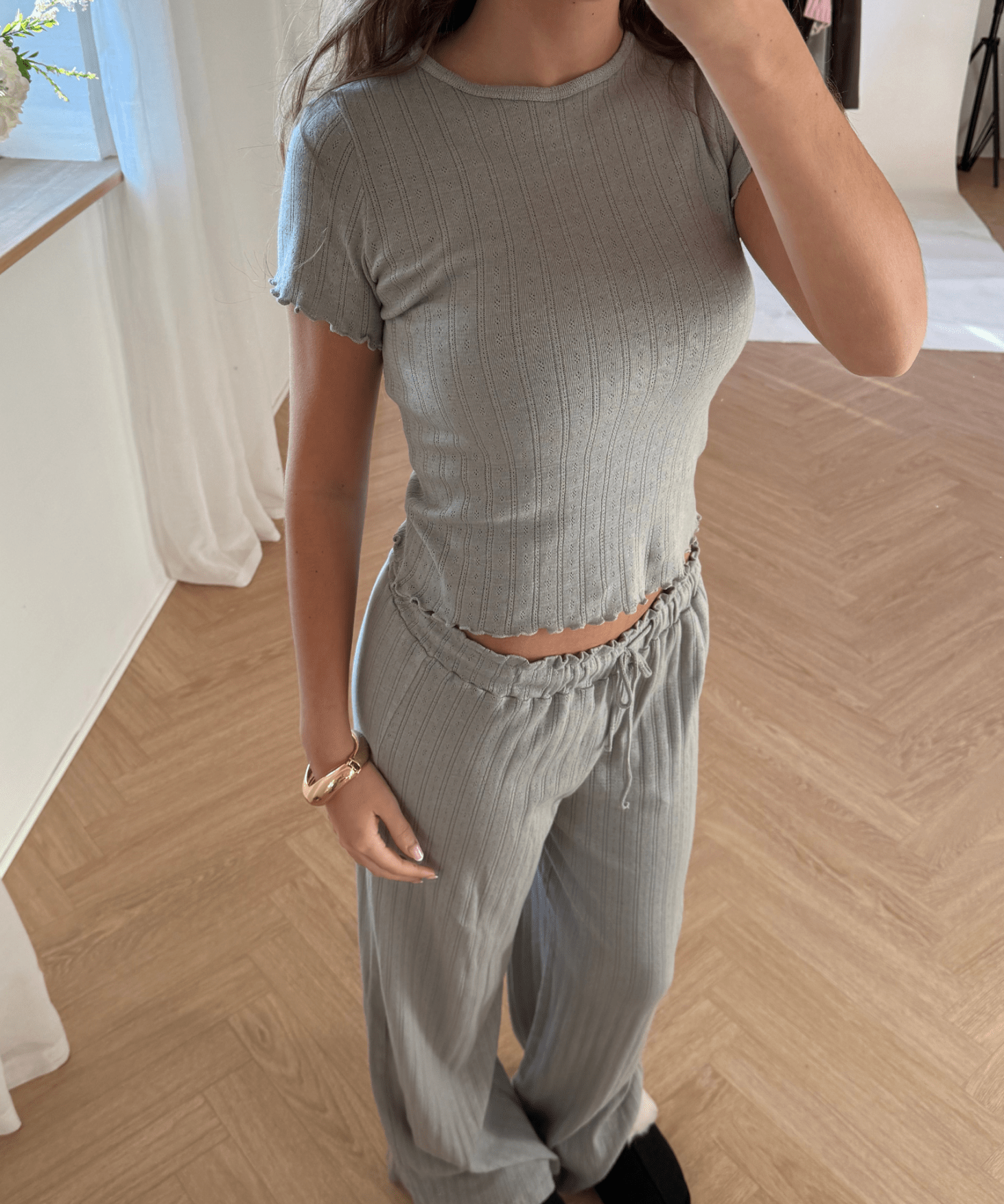 Loungewear T-shirt i Pointelle - Grå - ByStenholt.dk