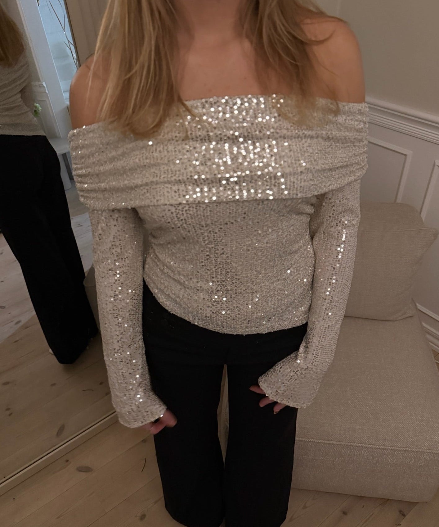 Lumi Paillet Off Shoulder Bluse - Creme - ByStenholt.dk