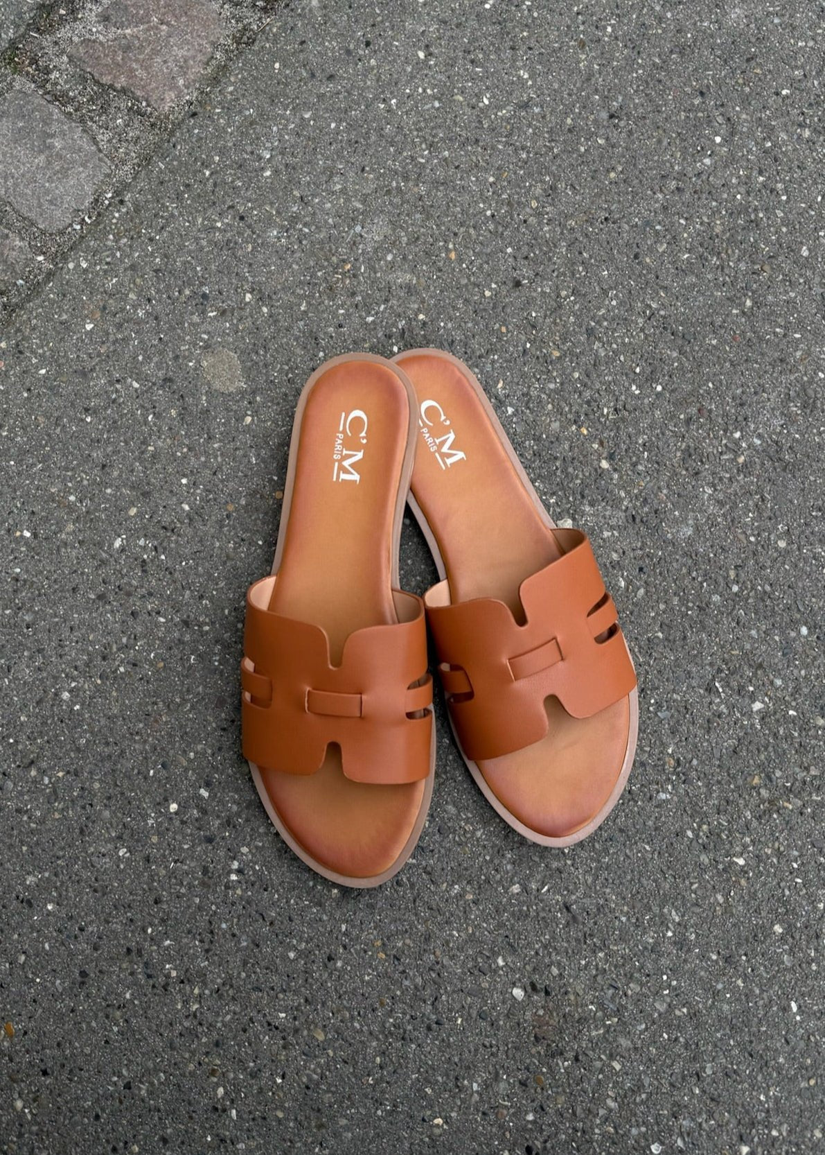 Malika Sandaler - Camel - ByStenholt.dk