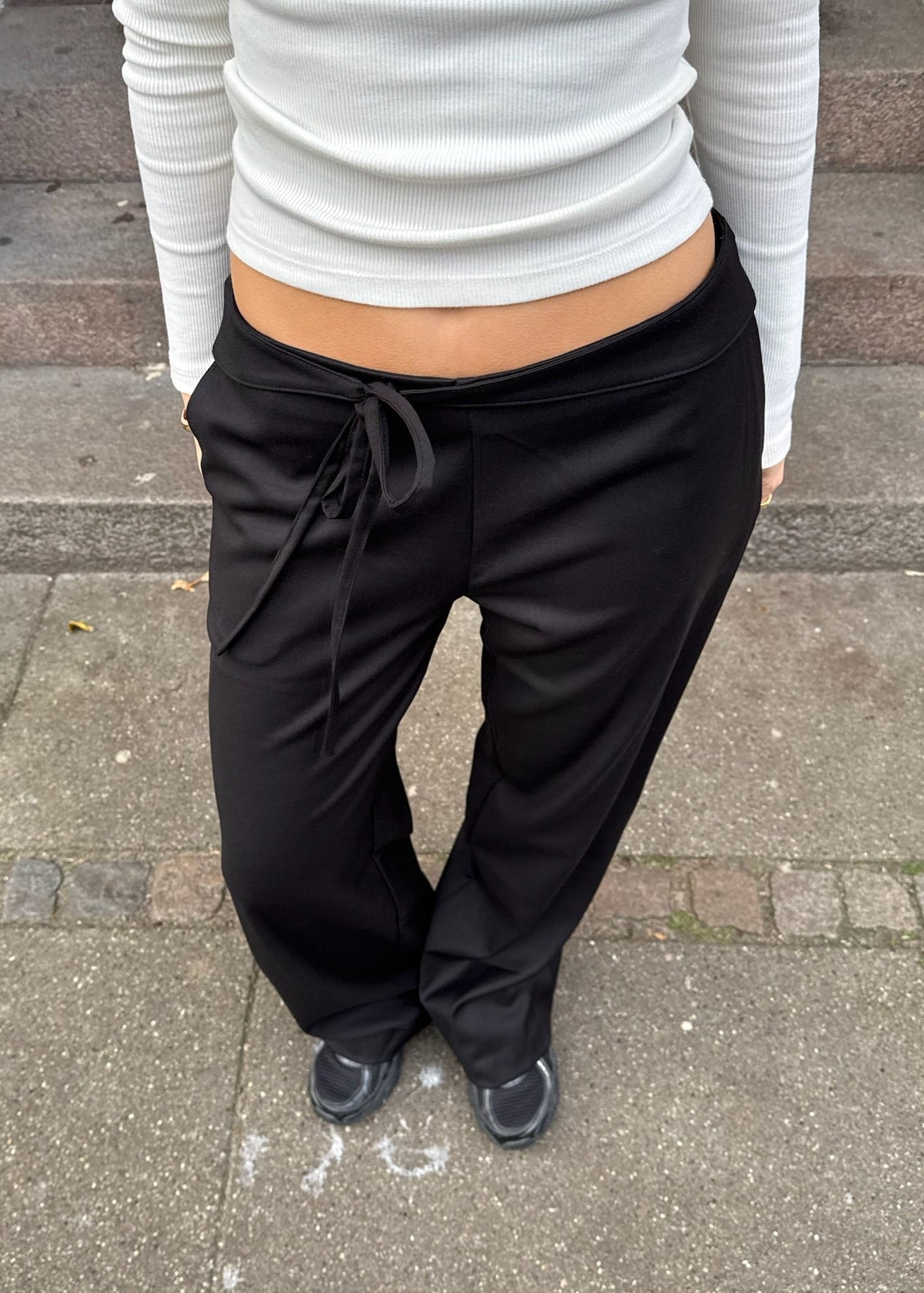 Milu Bukser med Bindebælte - Sort - ByStenholt.dk