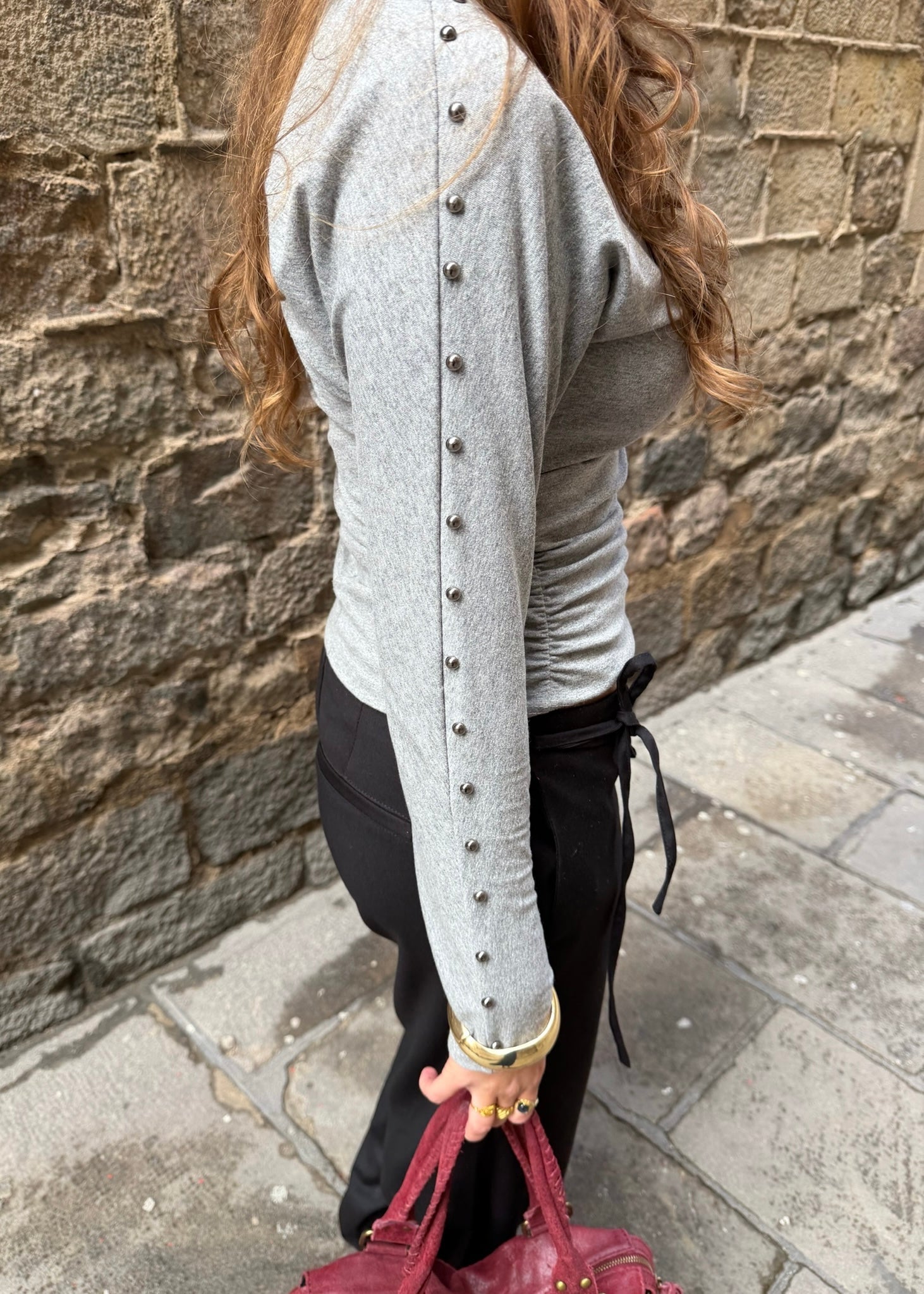 Nova Bluse med Nitter - Grå - ByStenholt.dk