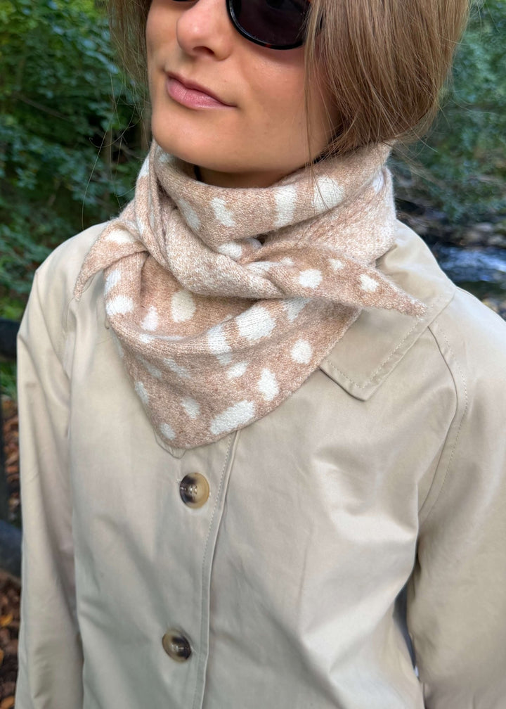 Rory Halstørklæde - Bambi Beige - ByStenholt.dk