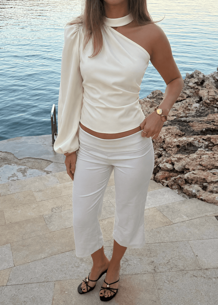 Satin One Shoulder Bluse - Creme - ByStenholt.dk