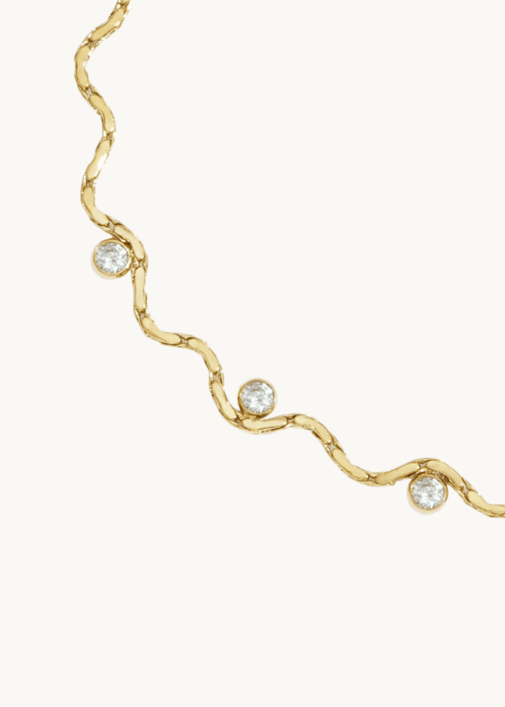 Wavy Stone Armbånd - Guldbelagt/hvid - ByStenholt.dk
